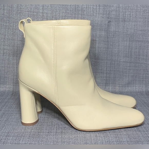 Vince Hillside Leather Ankle Boot Size 8.5M - Picture 8 of 9